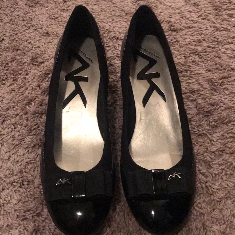 Comfortable and Cute Anne Klein shoes (worn once)